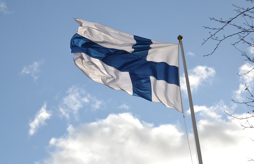 В Финляндии на время будет снижено пособие для беженцев