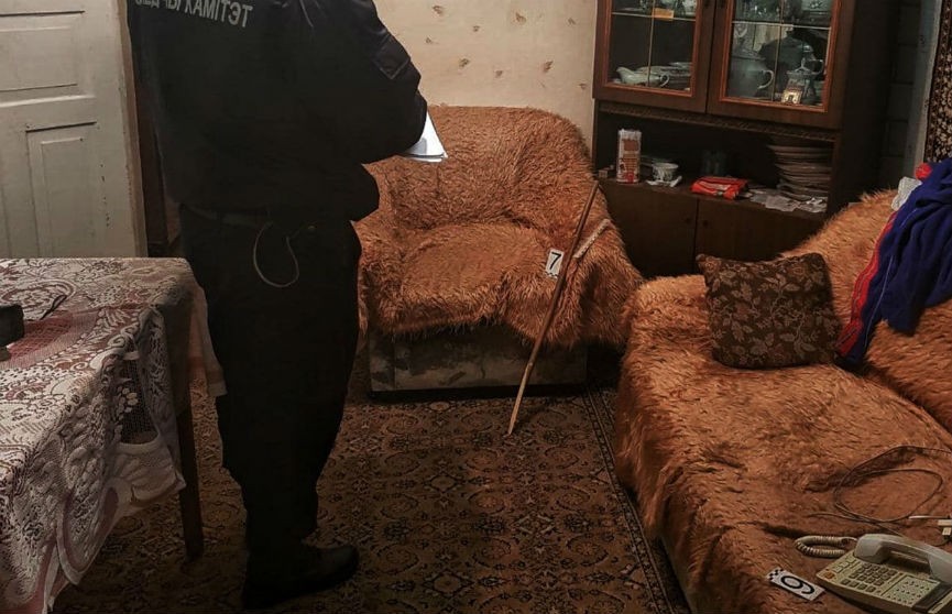 Неизвестные напали на пенсионера в его доме в Новогрудке
