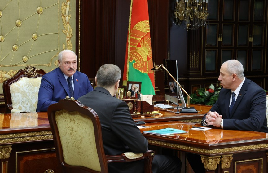 О чем Лукашенко говорил с Караником и Караевым? Главное