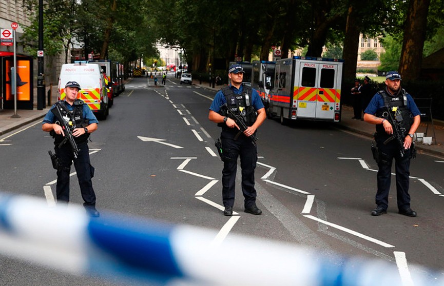 Тереза Мэй: Уровень террористической угрозы в Великобритании остаётся серьёзным