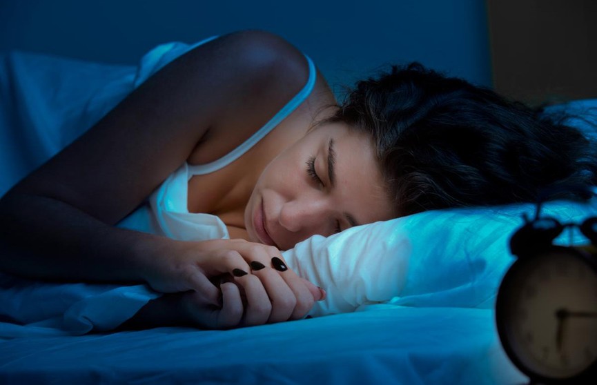 Нарушение сна приводит к болезни Альцгеймера