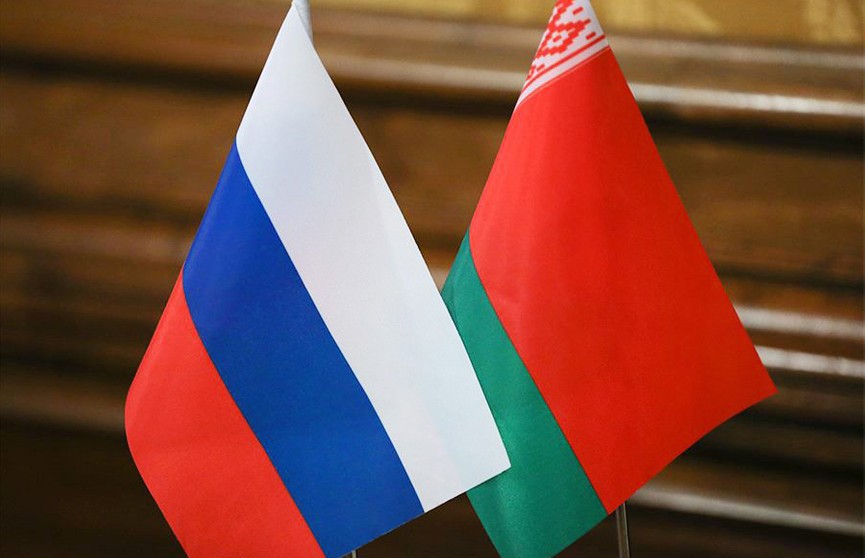 Лукашенко: Беларусь никогда не войдет в состав другого государства, даже братской России