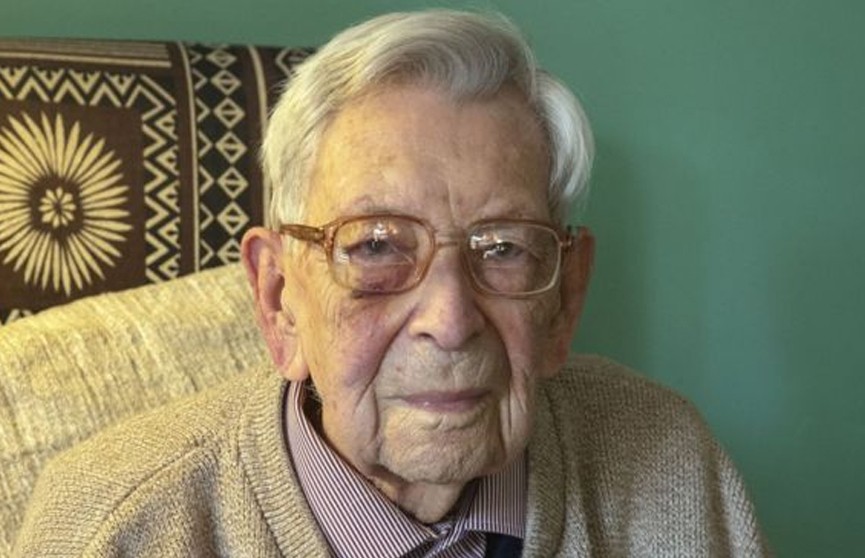 В Британии в возрасте 112 лет умер самый старый мужчина в мире