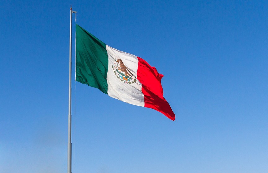 На границе США и Мексики нашли трупы в армейской одежде