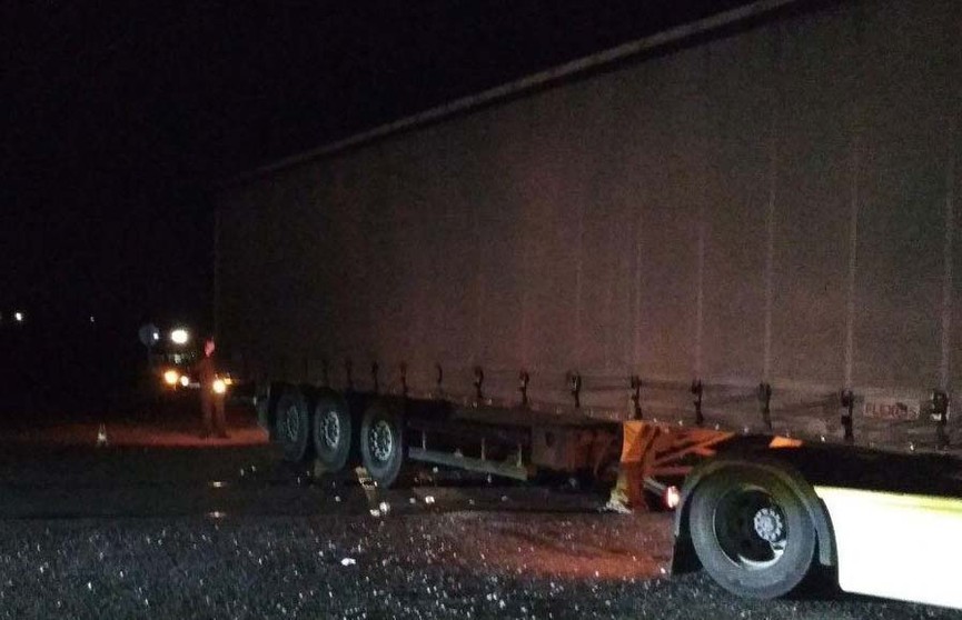Микроавтобус столкнулся с грузовиком в Ивьевском районе: возбуждено уголовное дело