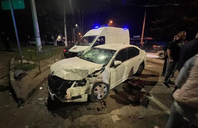 Массовое ДТП случилось в Крыму с участием семи автомобилей