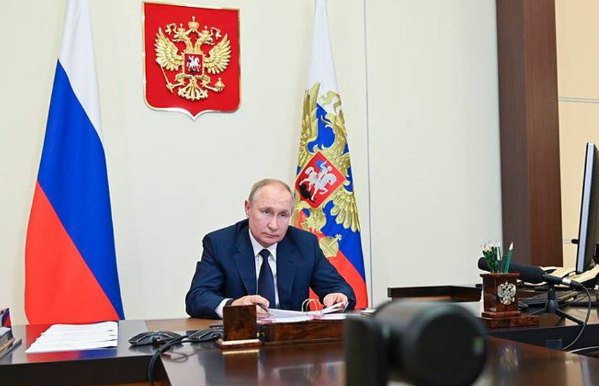 МИД ФРГ «отменил» в официальных документах должность Путина