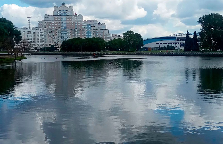 В Минске возле Дворца спорта в Свислочи утонул мужчина