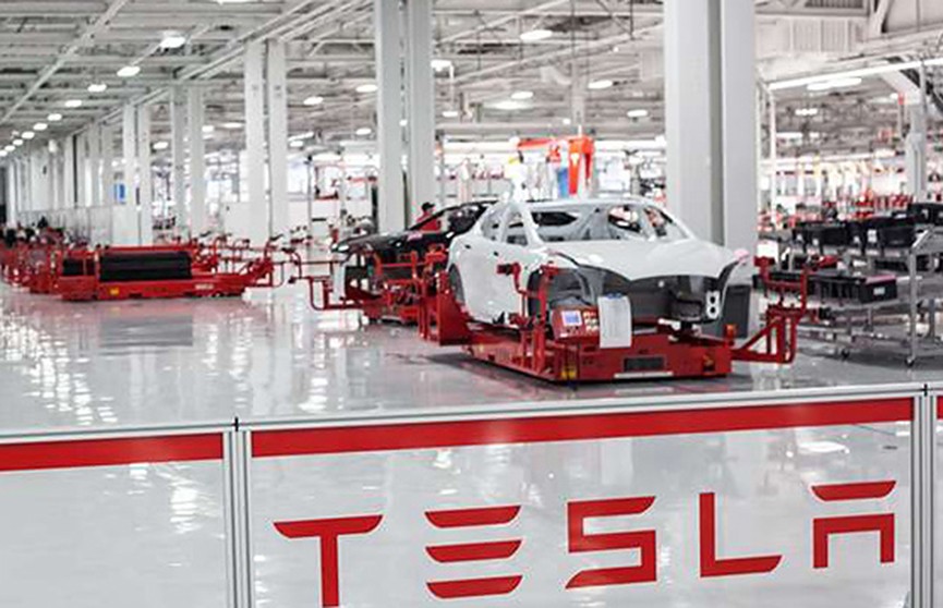 Tesla построит первый завод за пределами США
