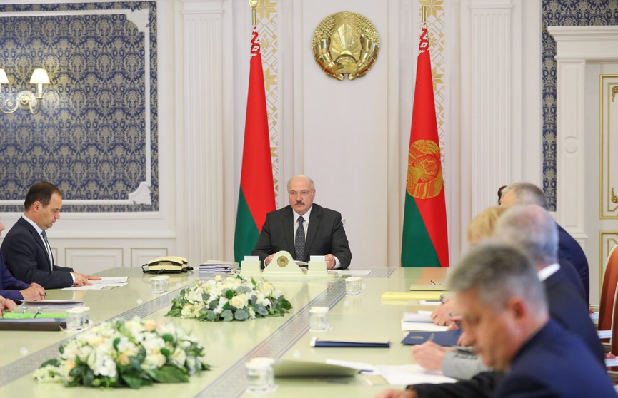 Лукашенко об изменении административного законодательства: Не нужно цепляться к людям по мелочам