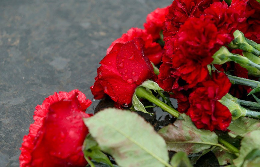 Наталья Кочанова возложила цветы в мемориальном комплексе «Масюковщина»