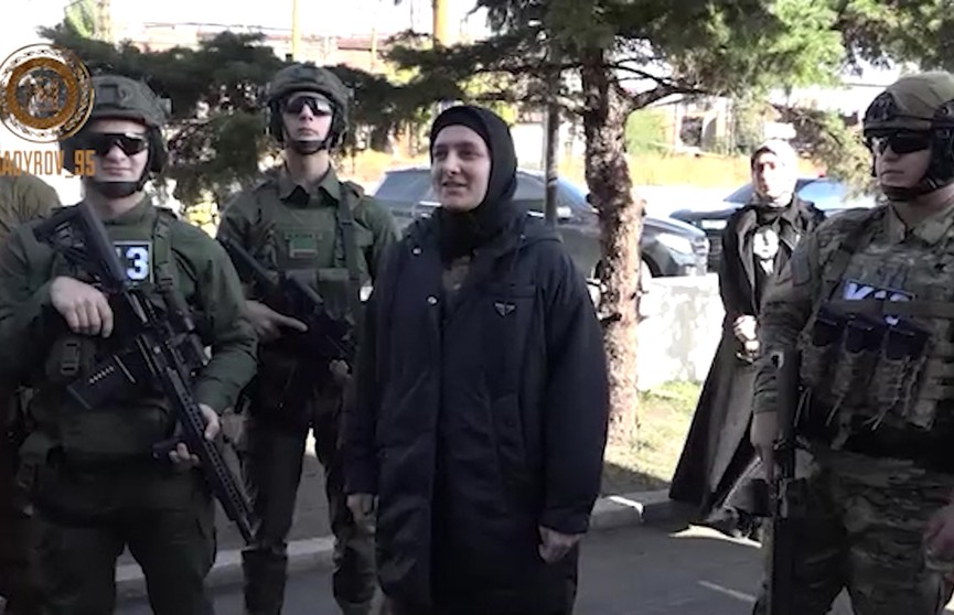 Дети Кадырова посетили места несения службы чеченских бойцов в Донбассе