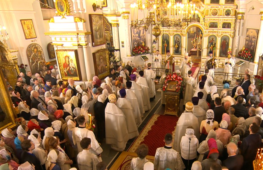 Православные верующие во всем мире отмечают Пасху
