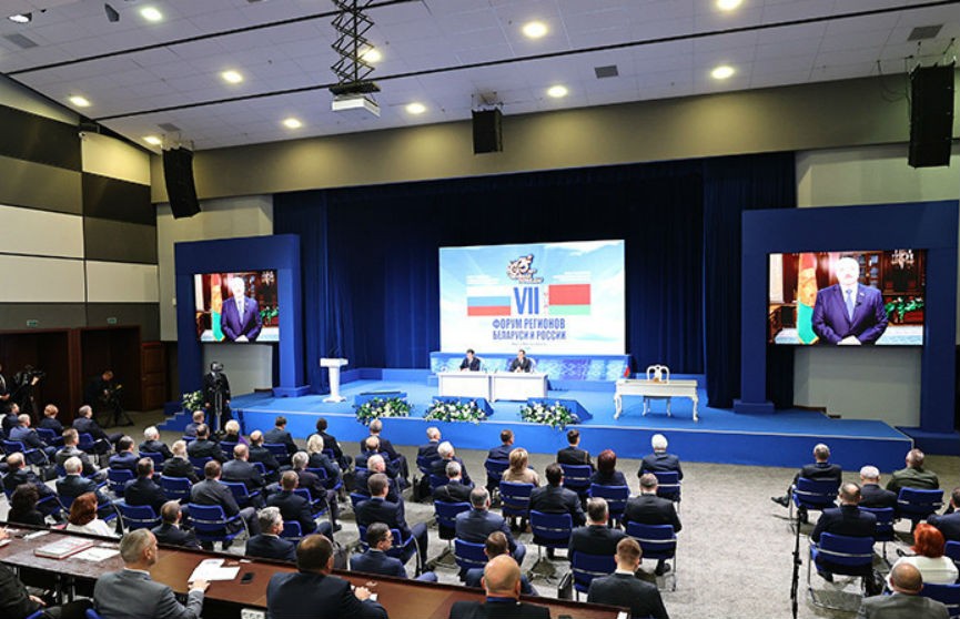 Лукашенко о сотрудничестве с Россией: без выполнения обязательств серьезных подвижек не добиться