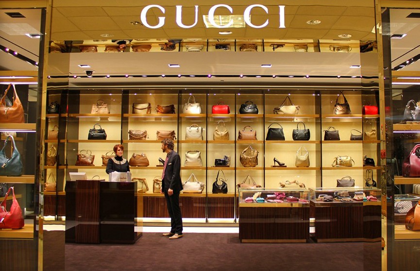 Gucci и Louis Vuitton обвиняют в сговоре