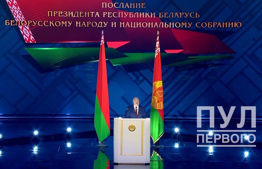 Лукашенко: Беларусь готова к войне в случае прямой агрессии против нас или России