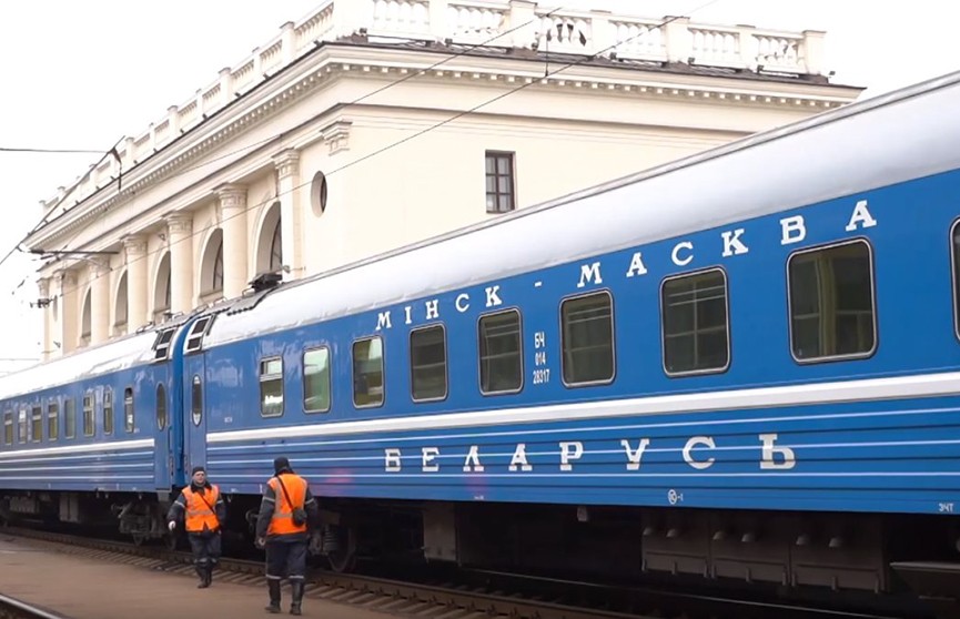 Движение поездов по направлению Москва – Минск открыто после обрушения моста в Вязьме