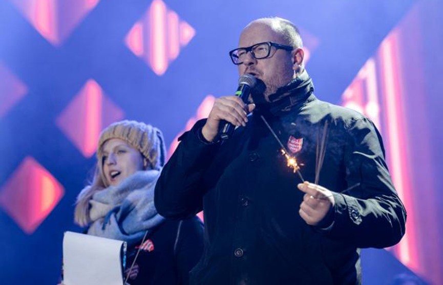 Мэр Гданьска скончался после ножевых ранений, полученных во время благотворительного концерта