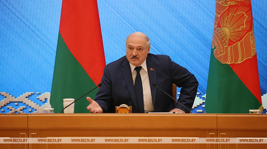 Александр Лукашенко прокомментировал разговоры о неизбежности войны