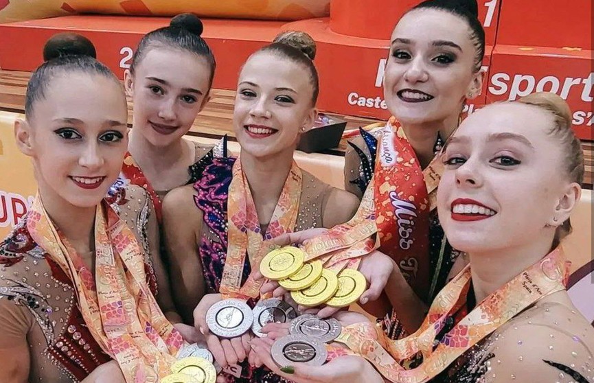 Белорусские гимнастки завоевали 15 медалей на турнире в Испании