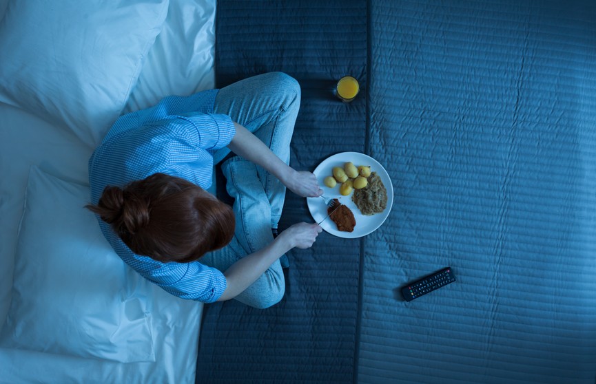 5 продуктов, от которых лучше отказаться перед сном