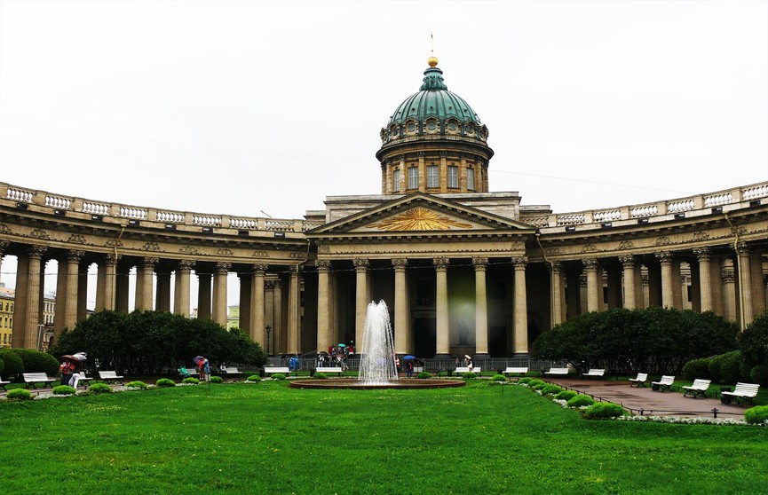 В Санкт-Петербурге 222 года назад заложили Казанский собор