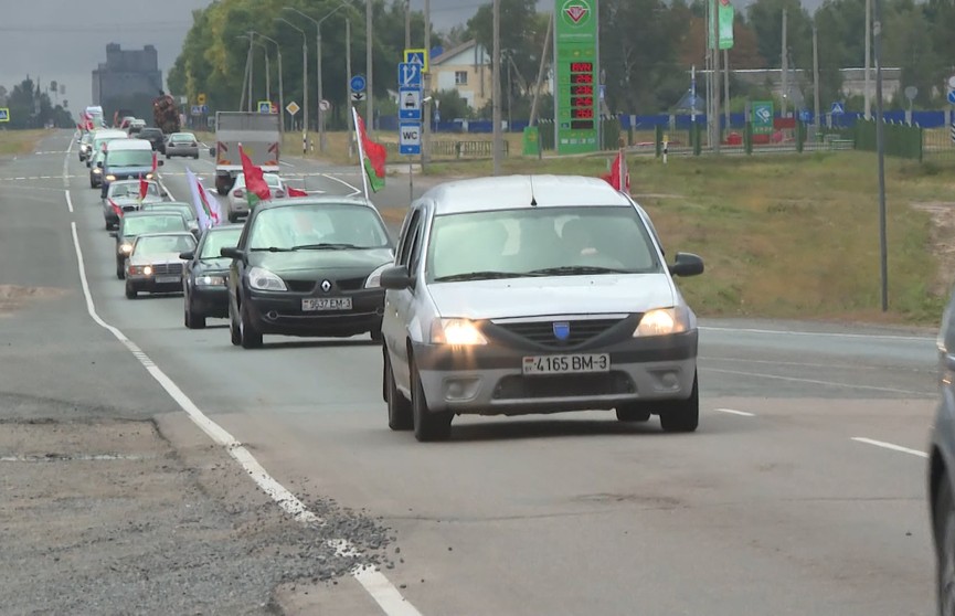 Автопробег «Сила в единстве» проходит в Гомельской области