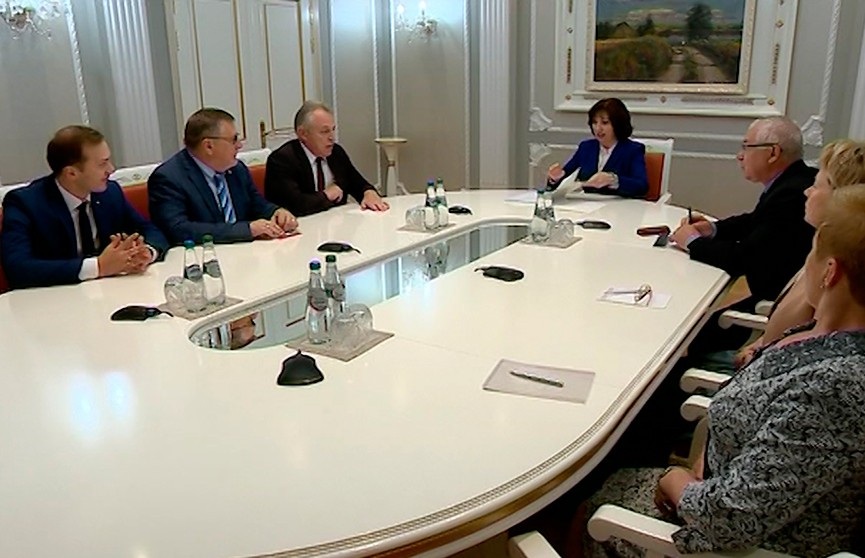 Наталья Кочанова обсудила с общественными объединениями предложения по кадровому обновлению правительства