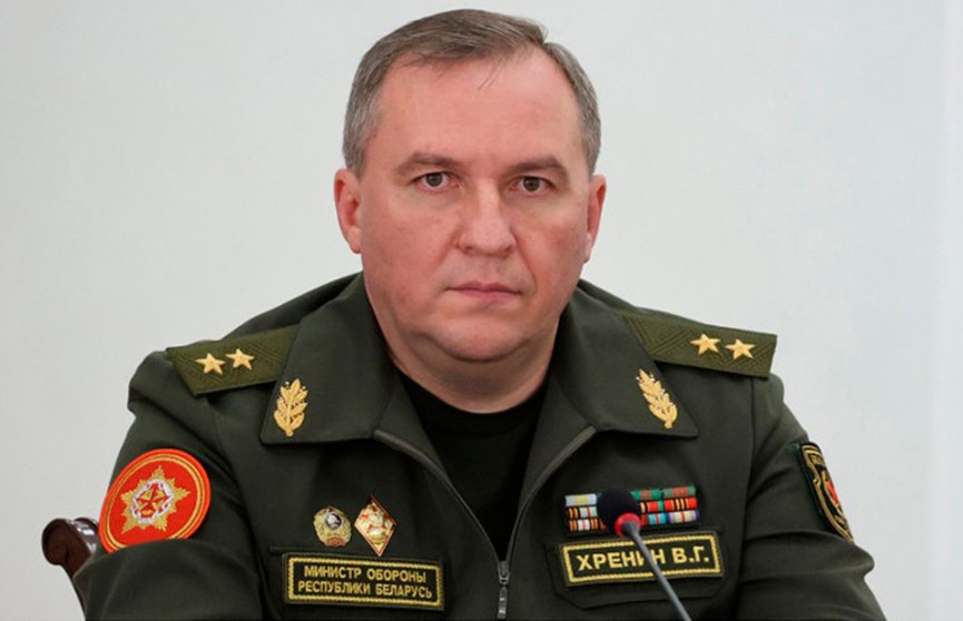 Беларусь скорректирует свою военную политику, заявил Виктор Хренин
