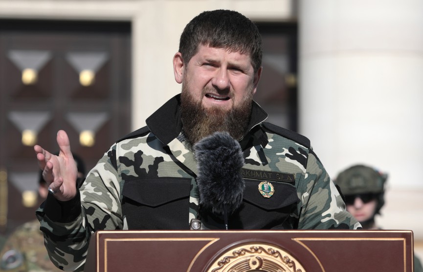 Кадыров: в Херсонской области в связи с артобстрелом погибли 23 и ранены 58 чеченских бойцов
