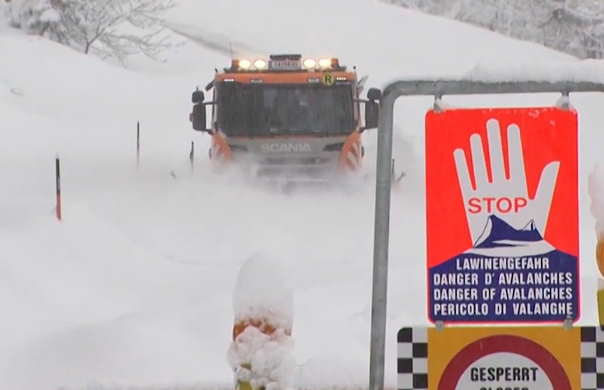 Семь человек стали жертвами аномальных снегопадов в Европе