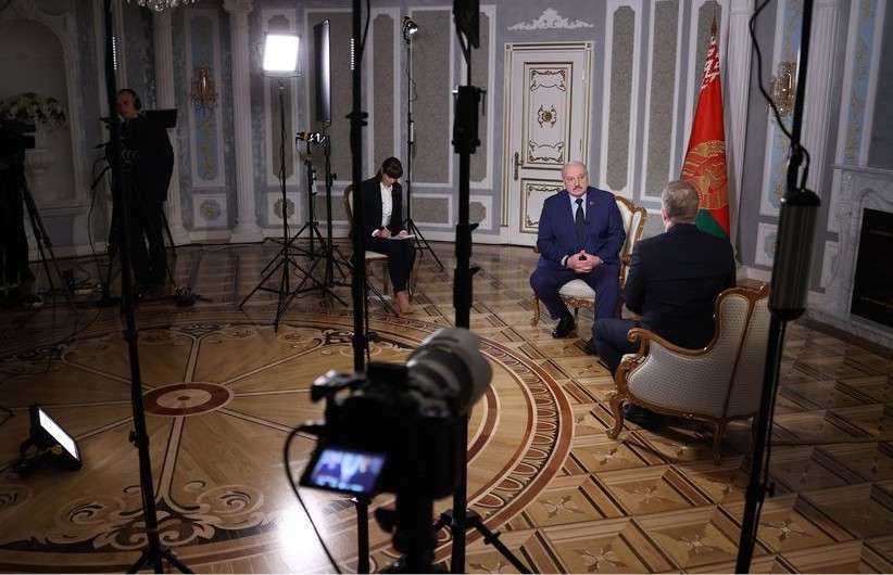Лукашенко заявил, что переговоры России и Украины начались благодаря Беларуси