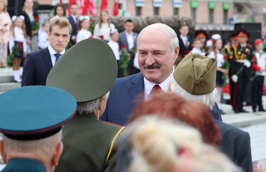 Лукашенко: Наше будущее зависит только от нас самих. Мощь и силу государства, незыблемость его суверенитета определяет народ