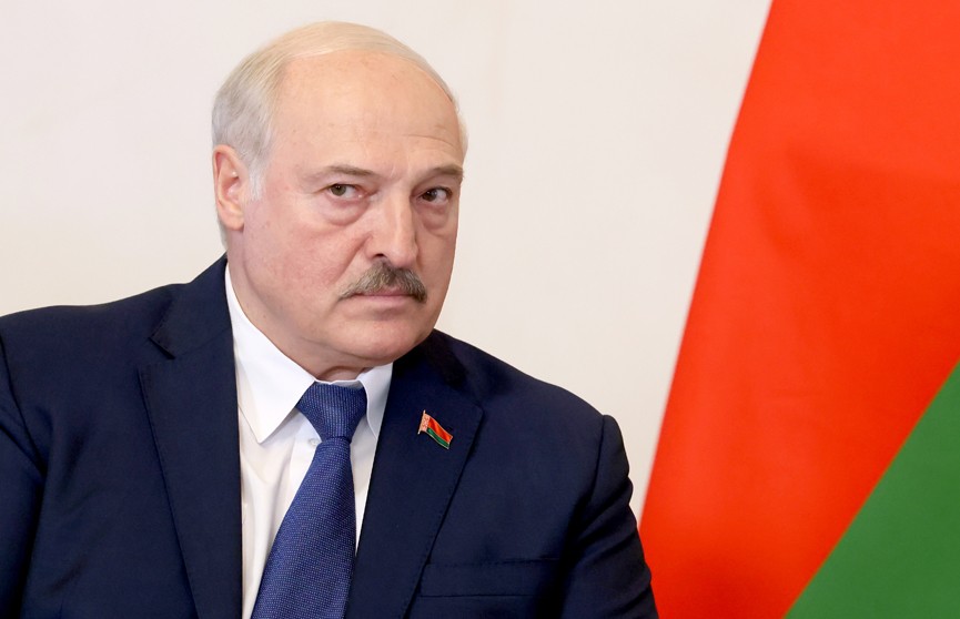 Лукашенко назвал изоляцию Литвой Калининграда фактическим объявлением войны