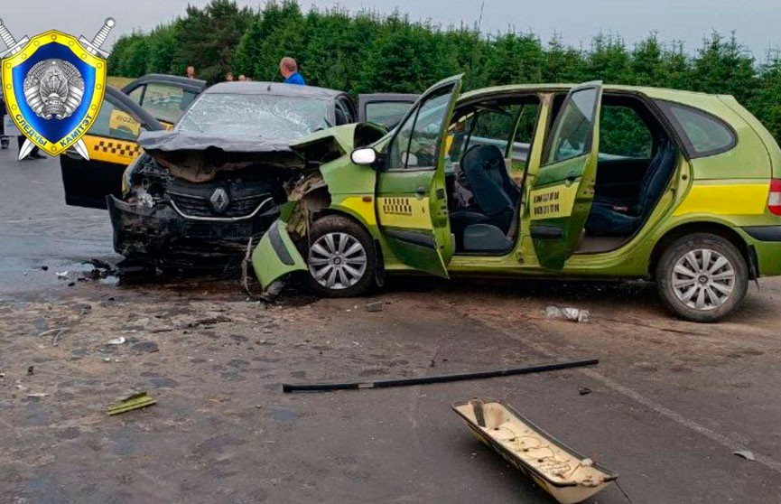 В ДТП в Воложинском районе пострадали 5 человек, погибла женщина