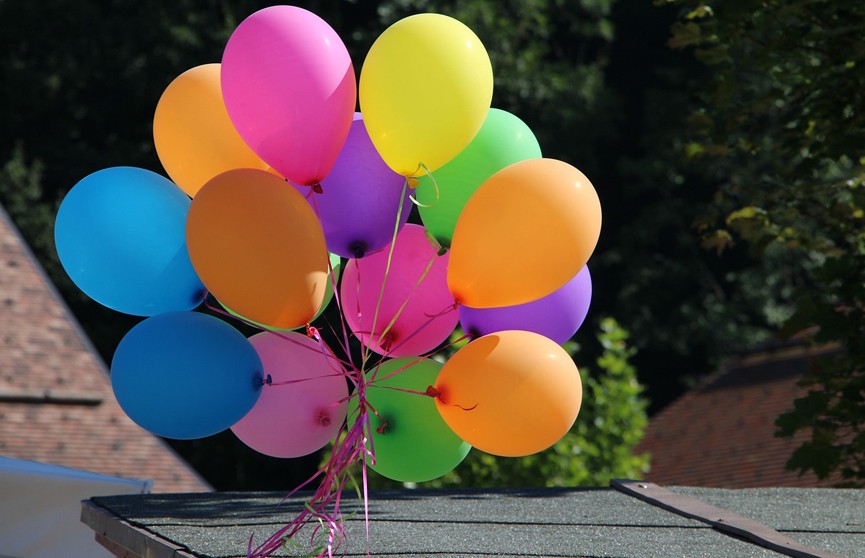 Минприроды призывает отказаться от запуска воздушных шаров во время торжественных мероприятий