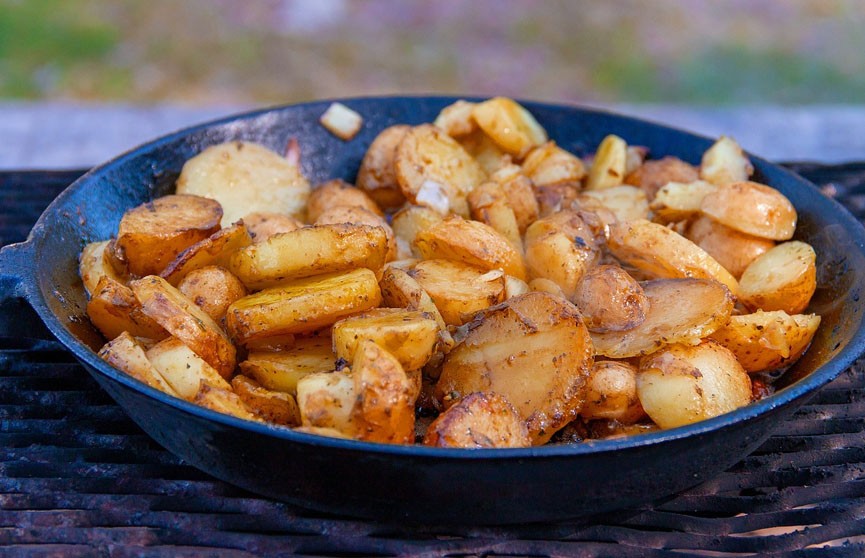 Как пожарить идеальную картошечку – хрустящую, румяную, вкусную