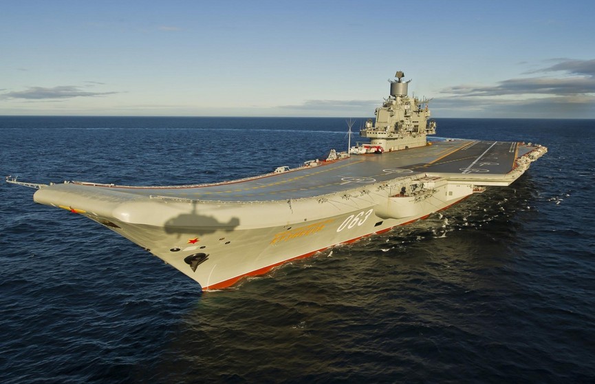 Возможная причина пожара на крейсере «Адмирал Кузнецов» – возгорание от искры