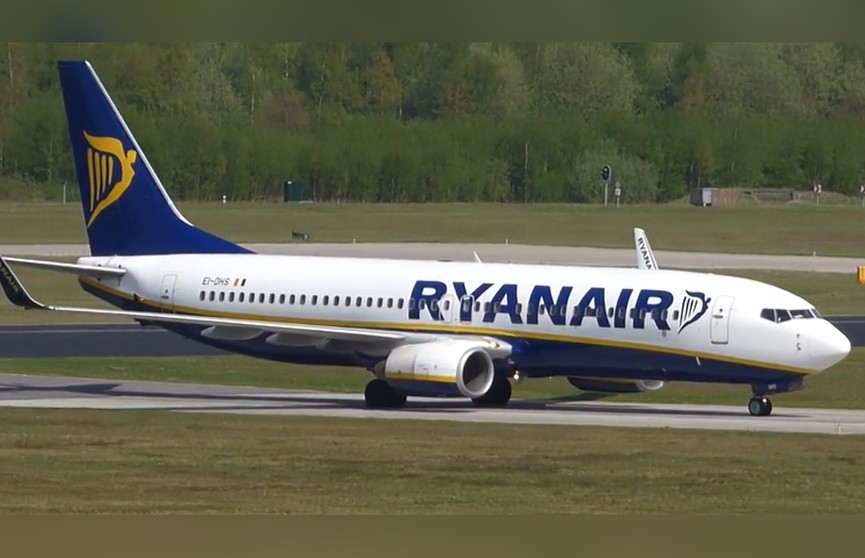 Самолет Ryanair в Берлине: аналогия с рейсом Афины – Вильнюс прослеживается во всём, за исключением реакции коллективного Запада