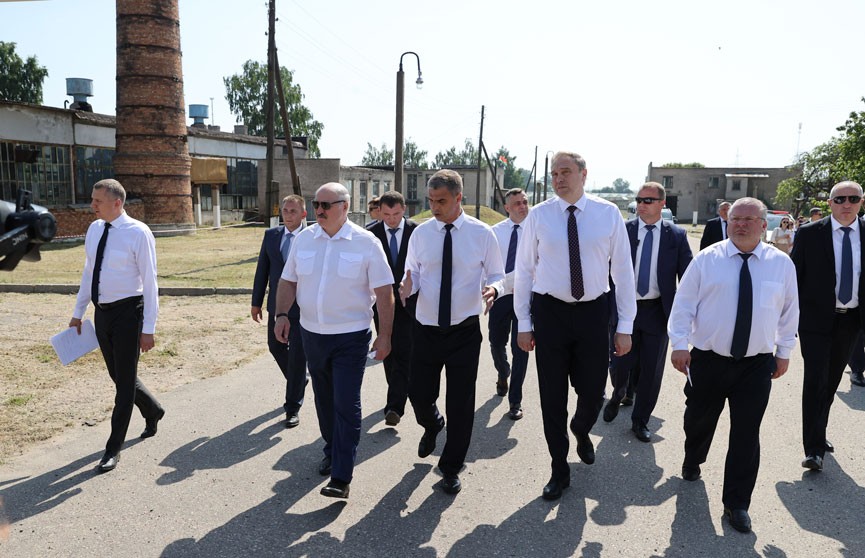 Лукашенко с рабочим визитом посещает Гродненскую область: в центре внимания – стратегия развития