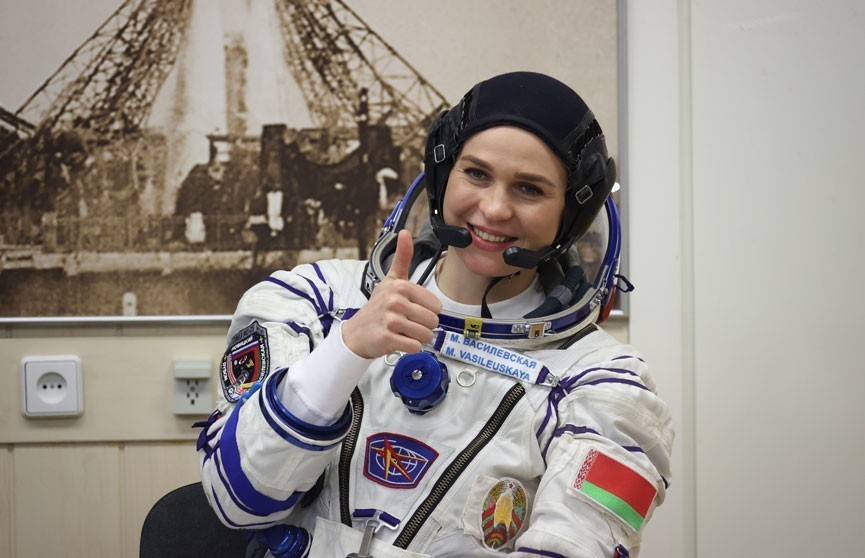 Первый белорусский космонавт Марина Василевская вернулась на Землю