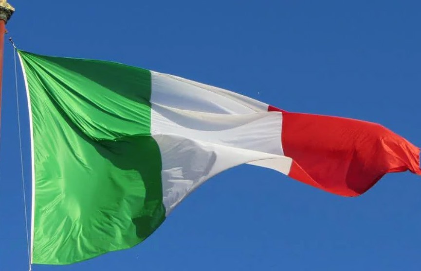 Президент Италии Маттарела распустил парламент после отставки премьера Драги