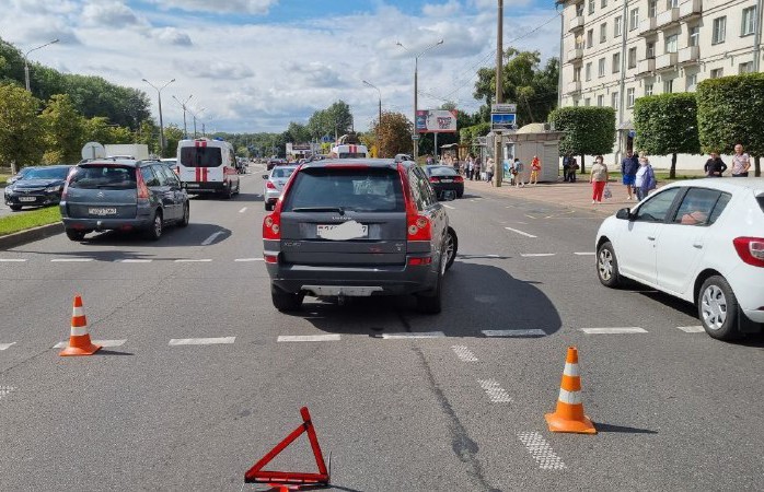 ДТП на проспекте Машерова в Минске: под машину попал пенсионер