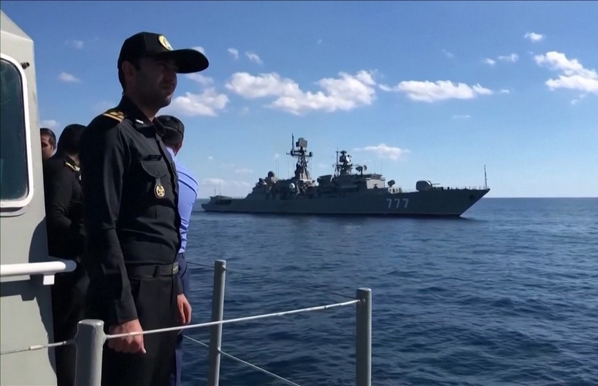 Иран сбил собственный корабль на военных учениях: 19 человек погибли