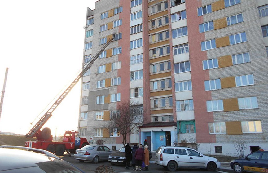 В Мозыре горела многоэтажка – восемь человек эвакуировали