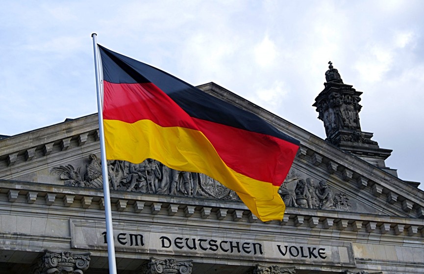 Промышленный союз Германии заявил, что экономика ФРГ переживает двойной кризис