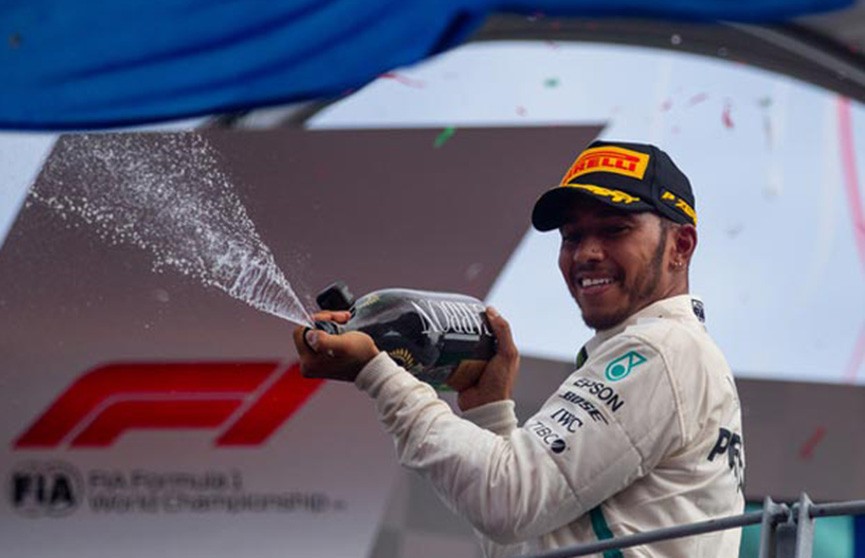 «Формула-1»: Льюис Хэмилтон выиграл этап Гран-при Италии