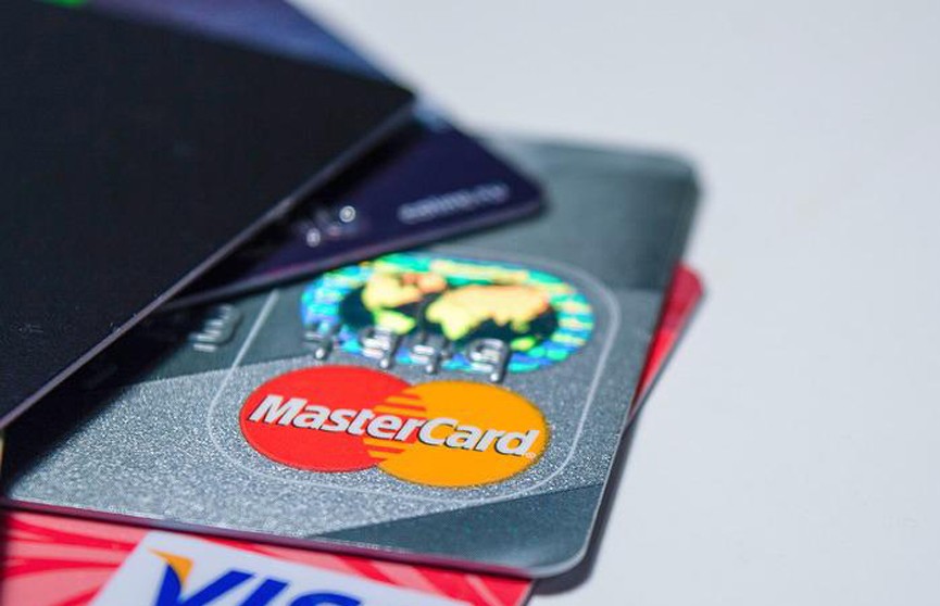Оплатить покупки улыбкой или взмахом руки станет возможно с Mastercard