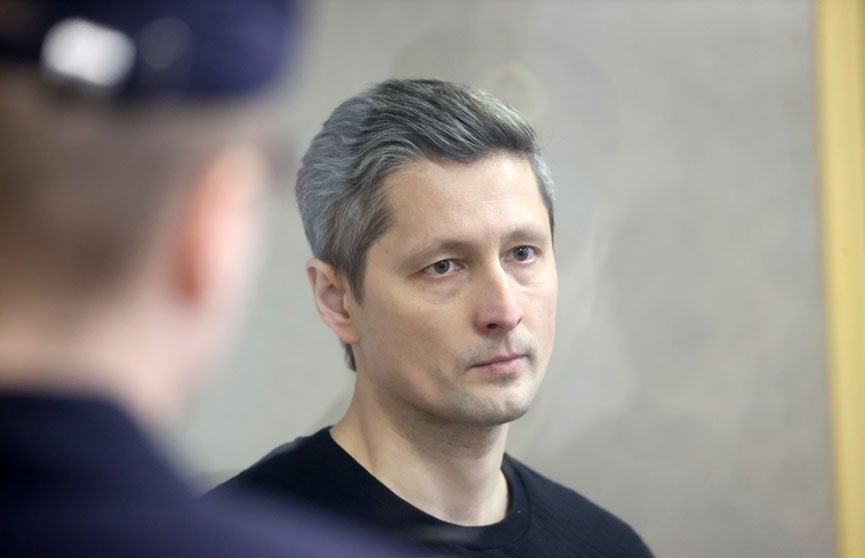 Суд над журналистом Дмитрием Семченко начался в Минском городском суде