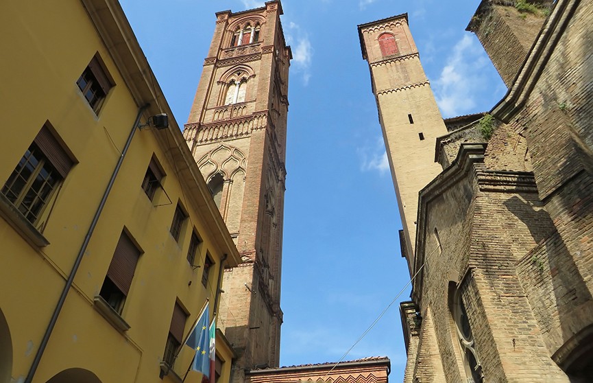The Times: итальянская падающая башня Гаризенда может упасть окончательно